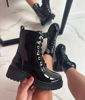 Sarina Lak Boots