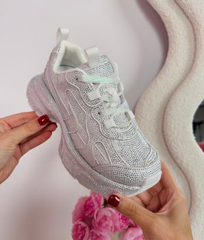 Luzia White Sneaker