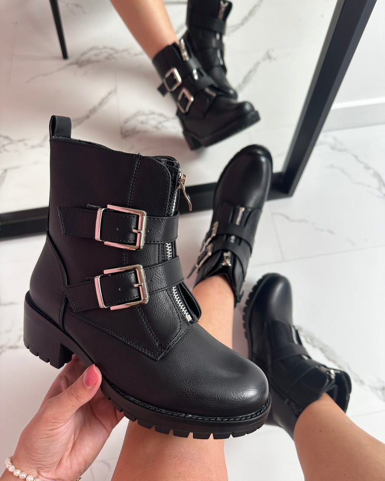 Gesp Black Boots