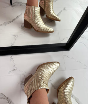 Cowboy Low Gold Boots