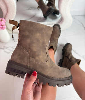 Bow Taupe Boots