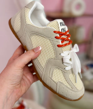 Evie Beige Sneaker