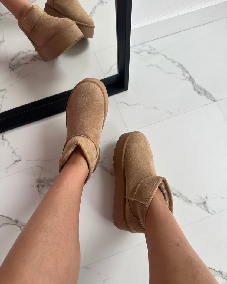 Colinda Khaki boots