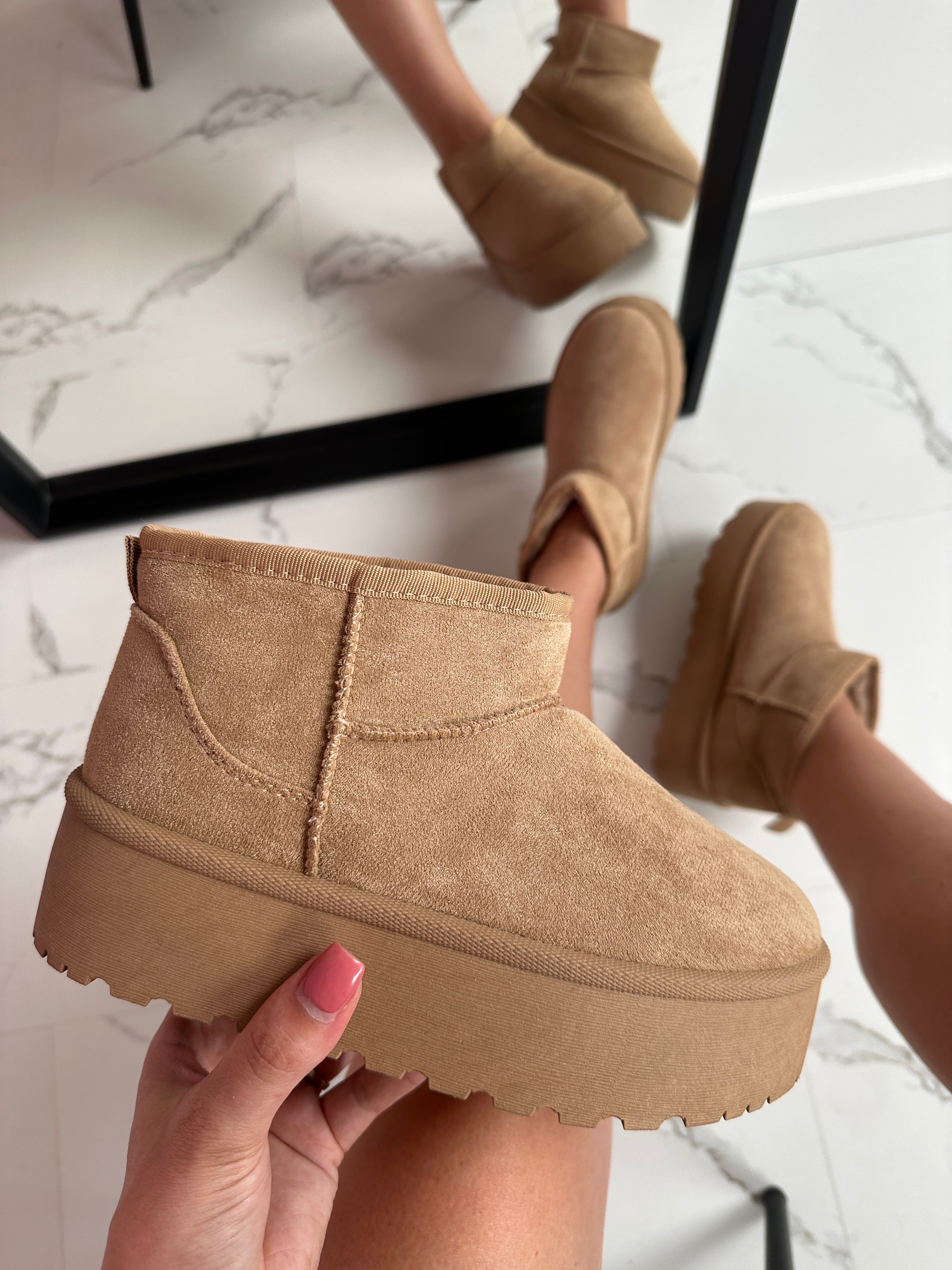 Colinda Khaki Boots