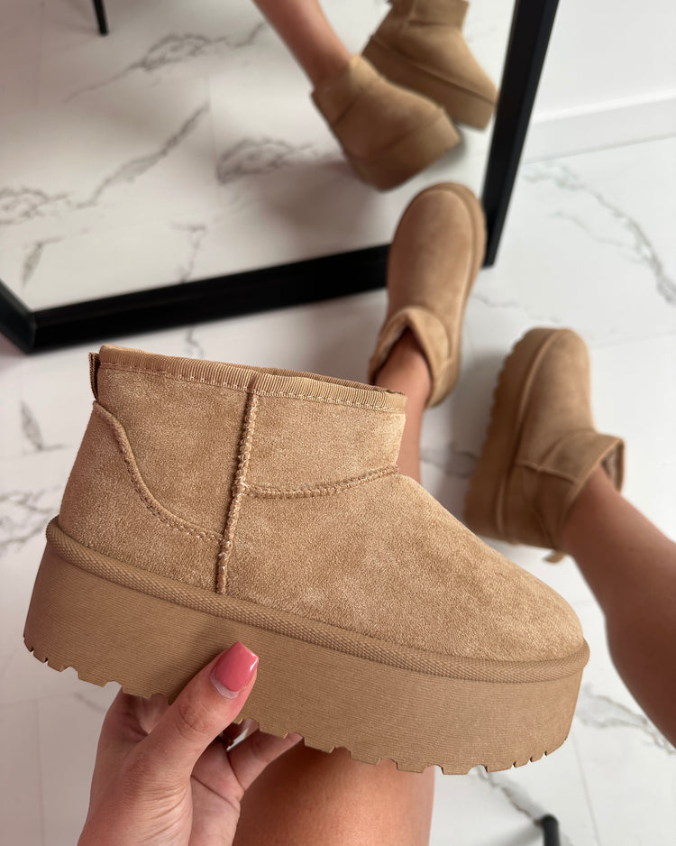 Colinda Khaki boots