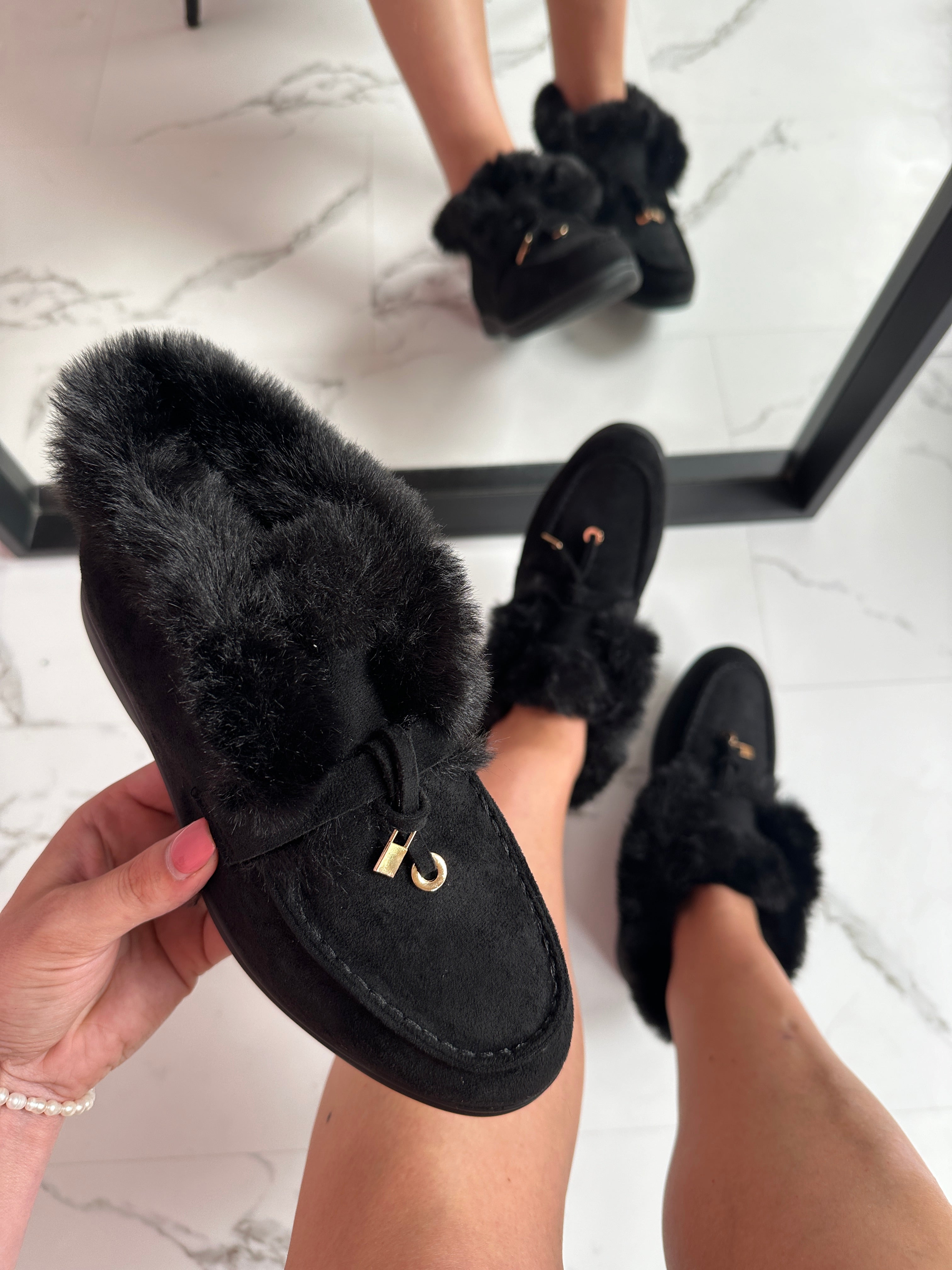 FY Black Loafer