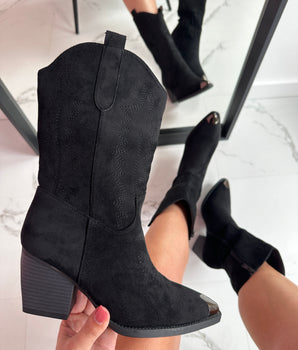 Roan Black Boots