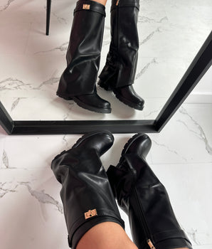 Bonny Black Boots