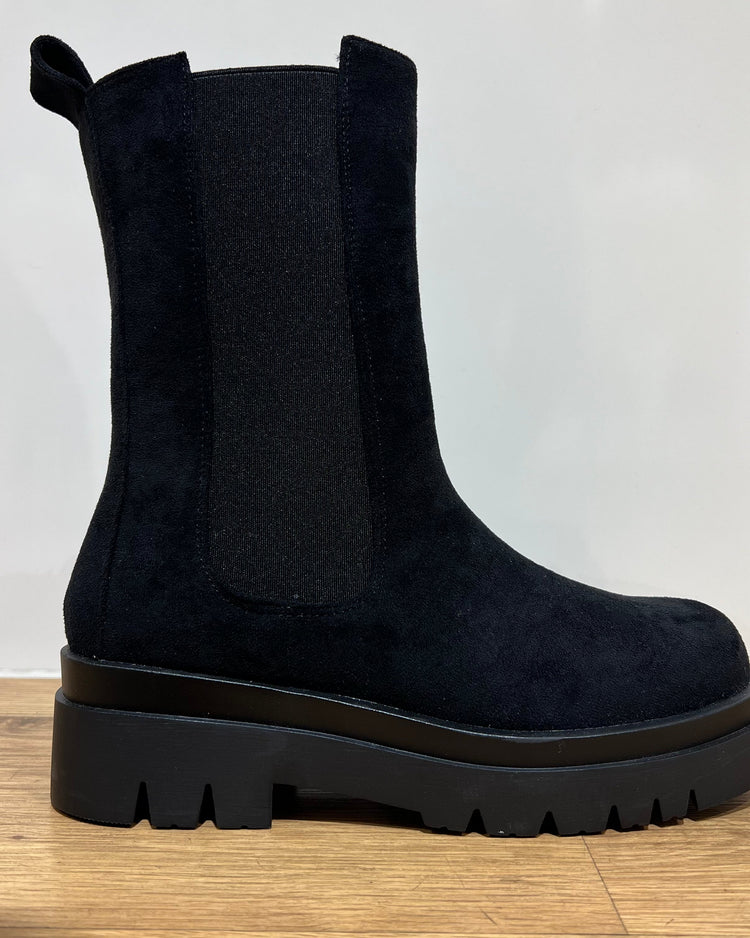 Chelsea Black Suedine Boots