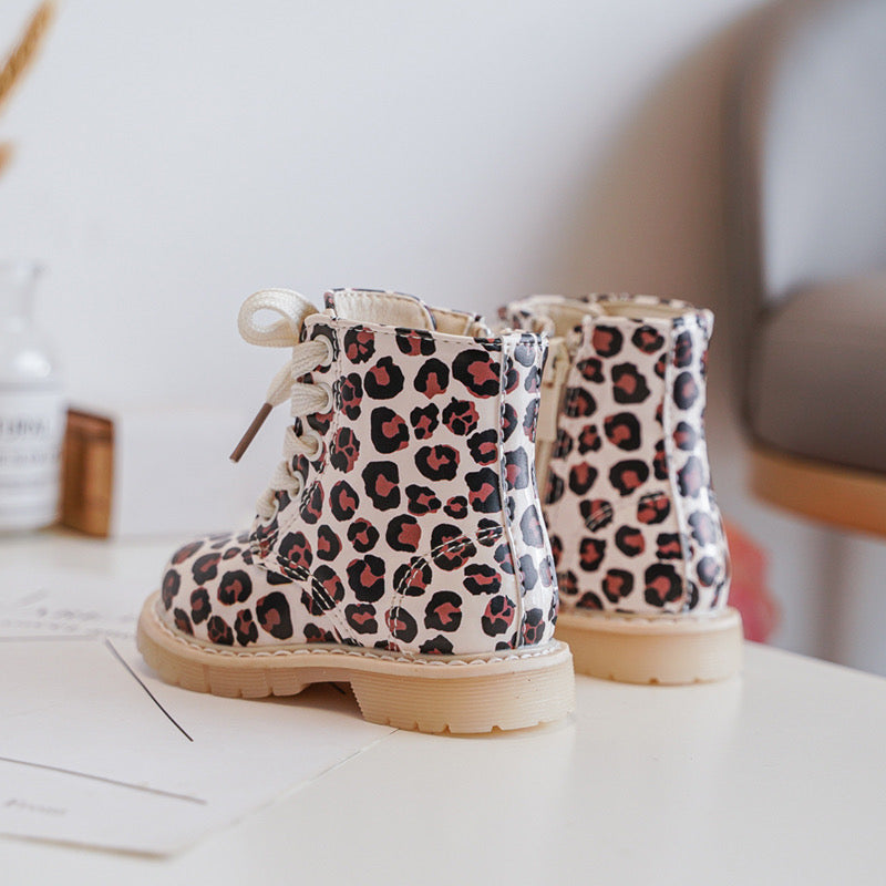 Leo Beige Boots