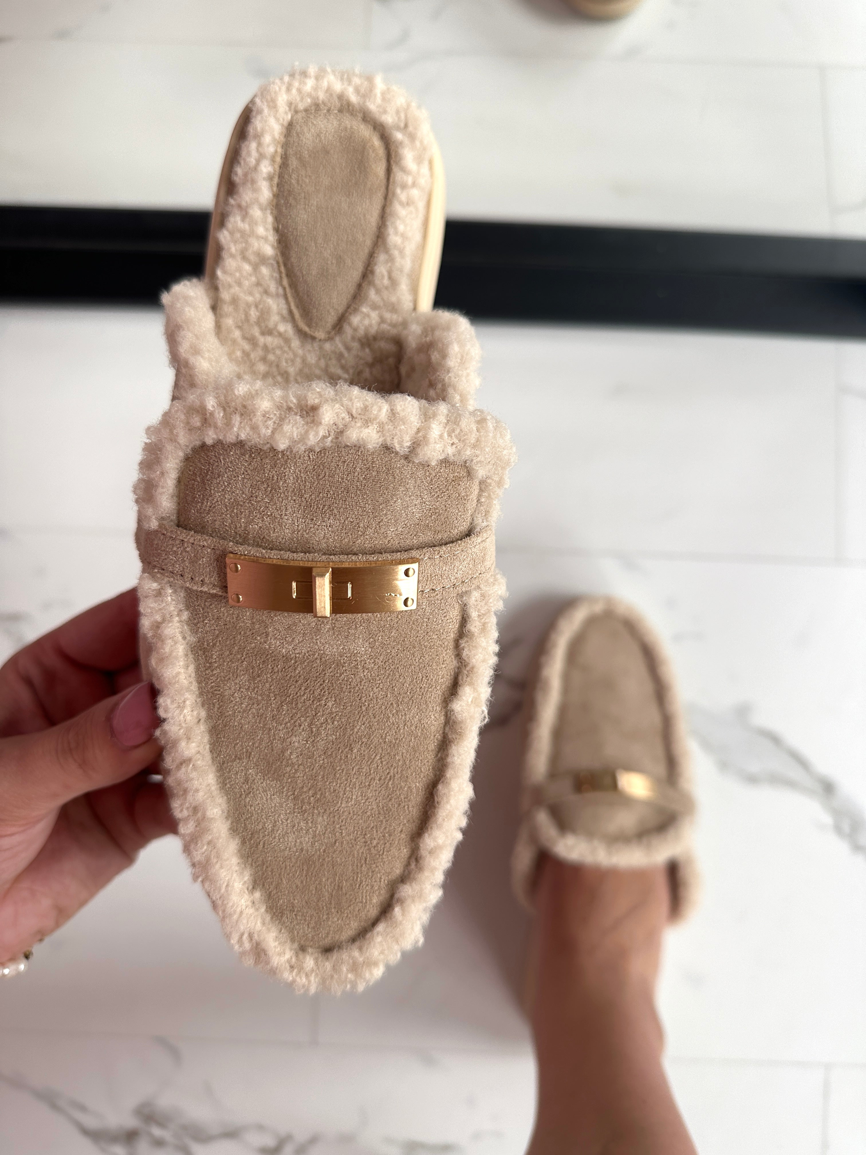 390 Khaki-Slipper