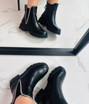 Shanty Black Boots