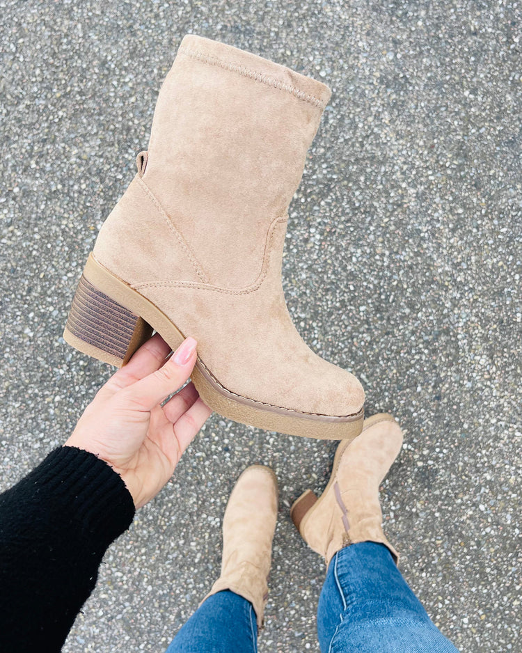 Khaki 27 Boots