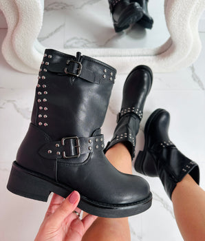 Kamila Black Boots