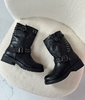 Kamila Black Boots