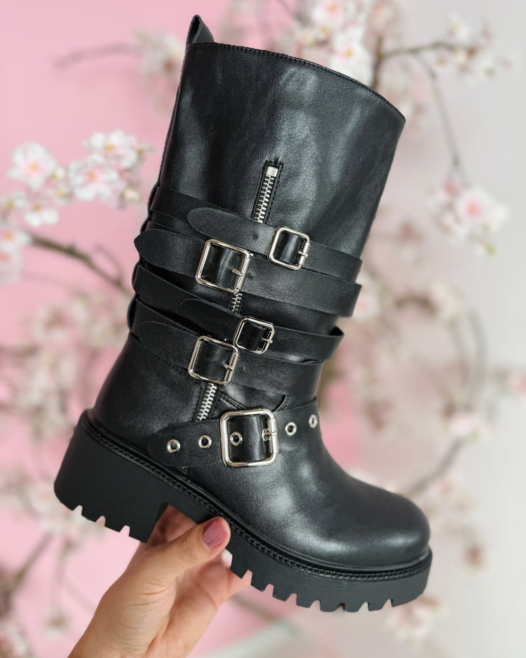 Tahira Black Boots
