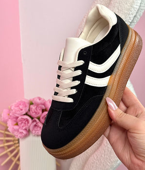 Ayse Black Sneaker