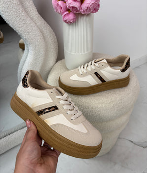 153 Beige Sneaker BK