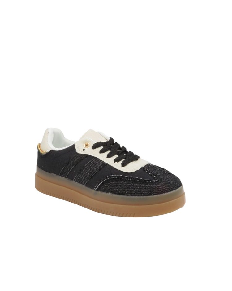 169 Black Sneaker