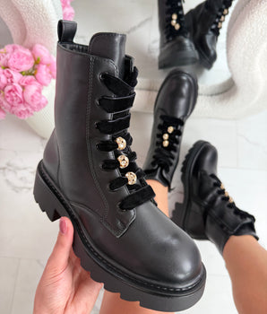 Luna Lace Black Boots