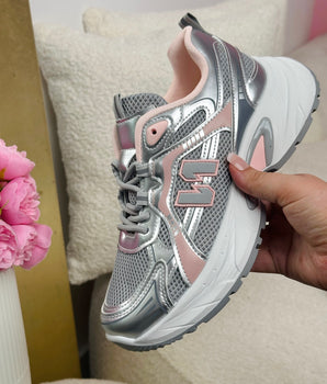 Nova Silver Sneaker