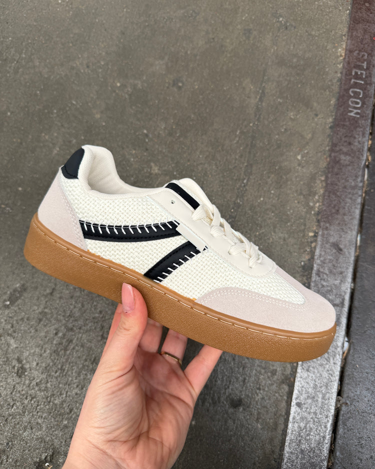Kenza Black Sneaker