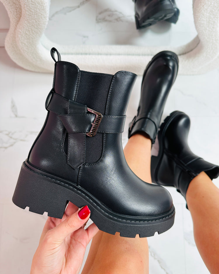 Bianca Black Boots