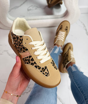 Alicia Leo Sneaker