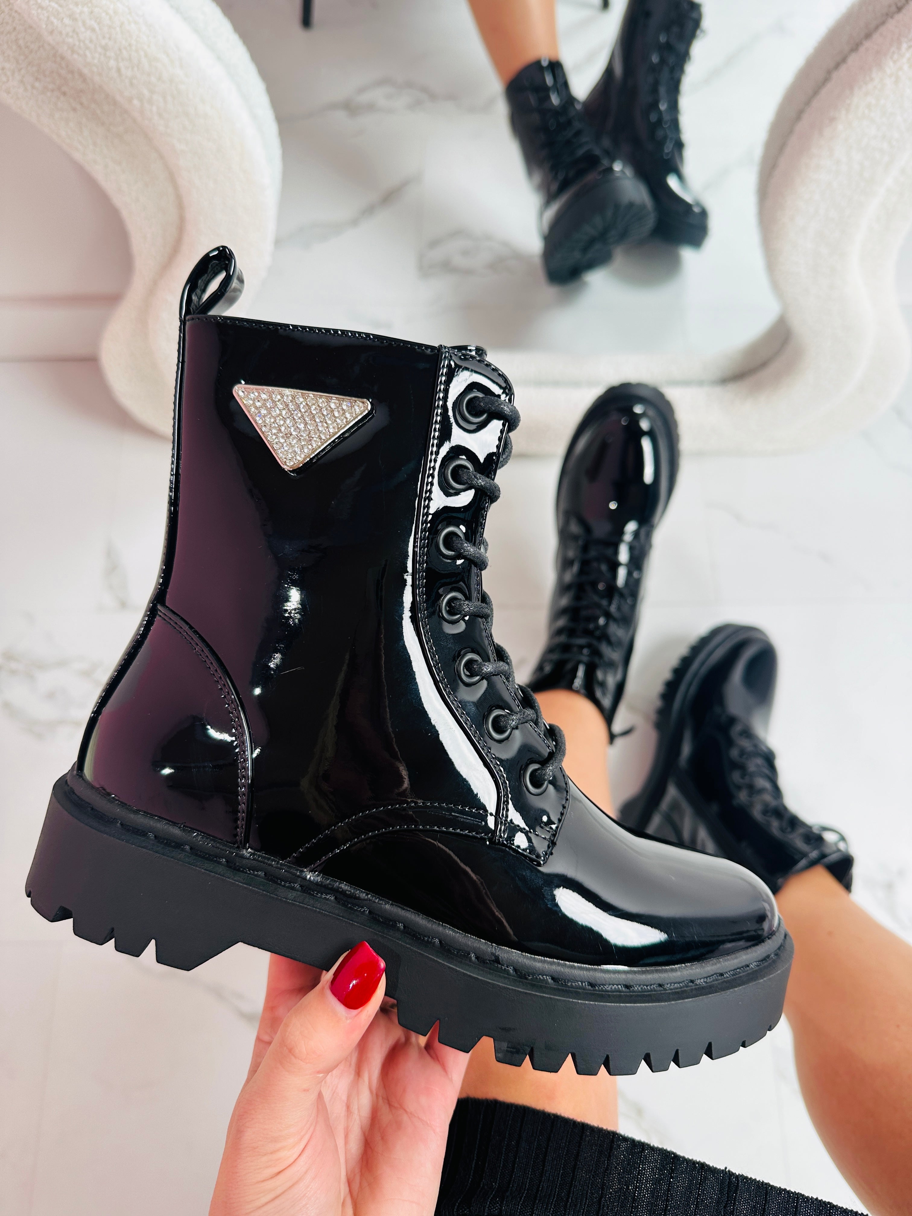 Prida Black Boots