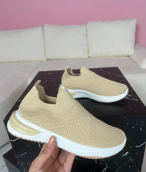 915 Sneaker beige