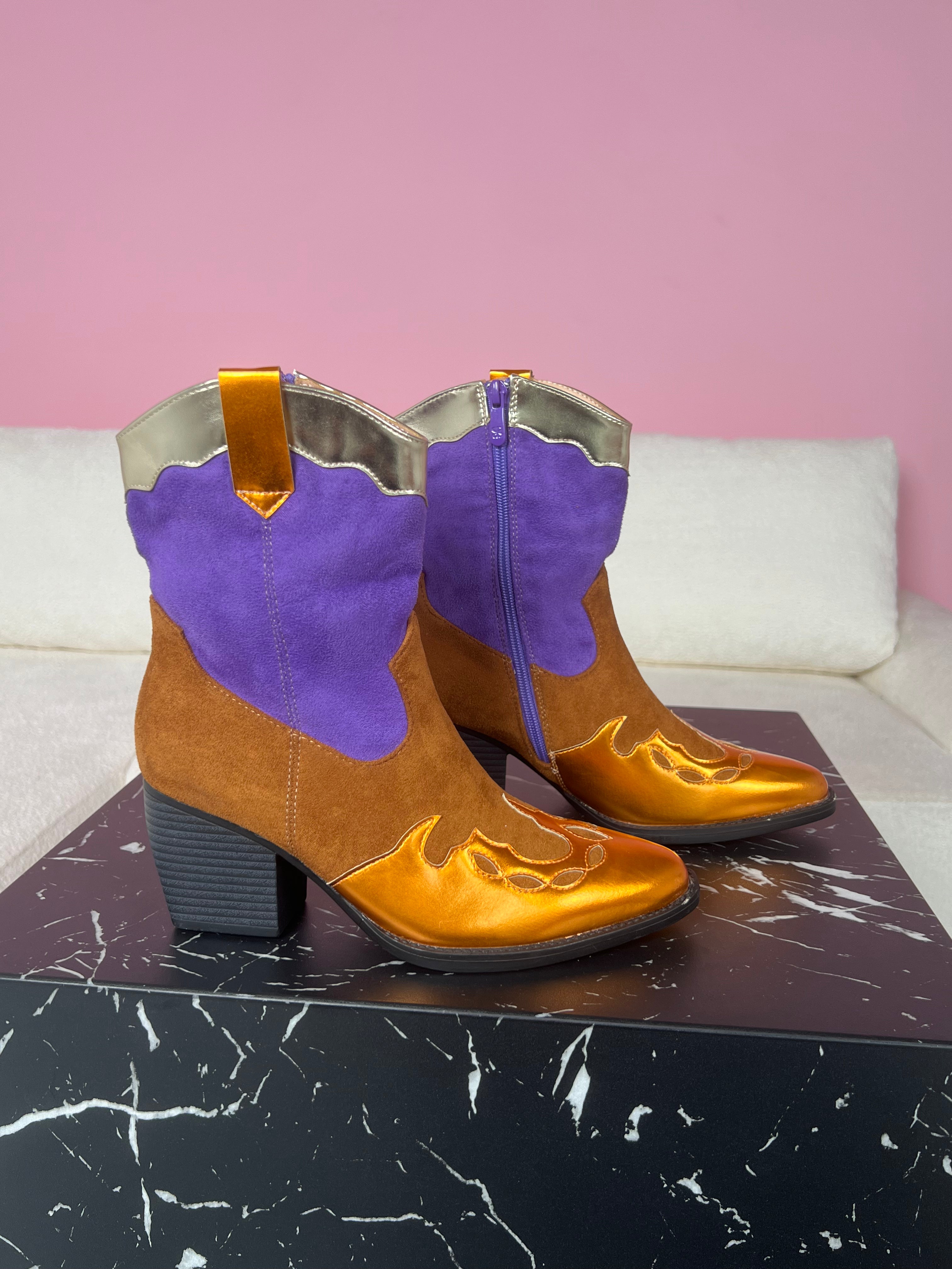 279 Purple Boots BK