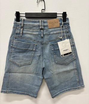 Cher Bestseller Short