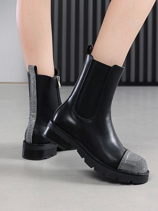 52116 Black Boots