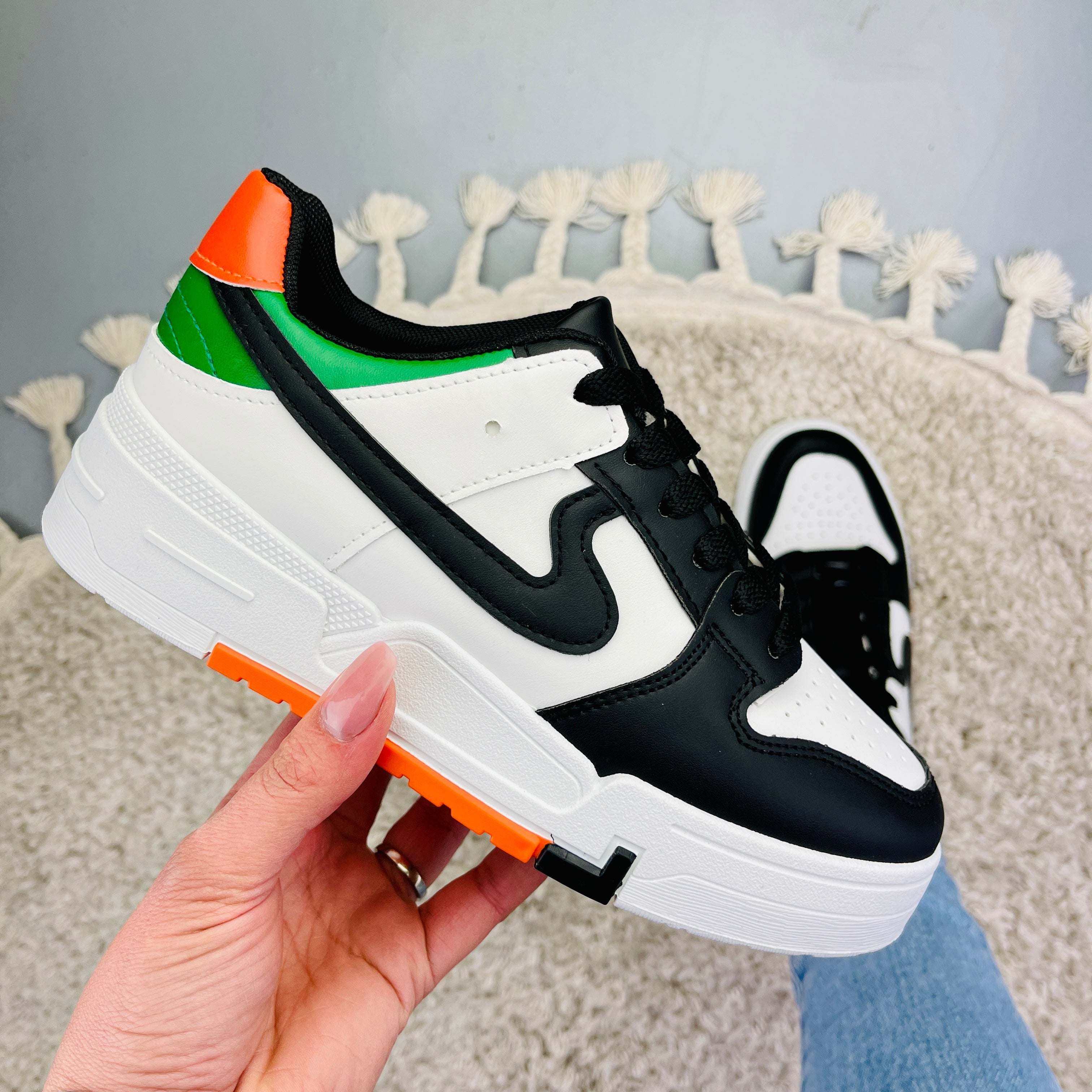 Emmy Black/Orange Sneaker