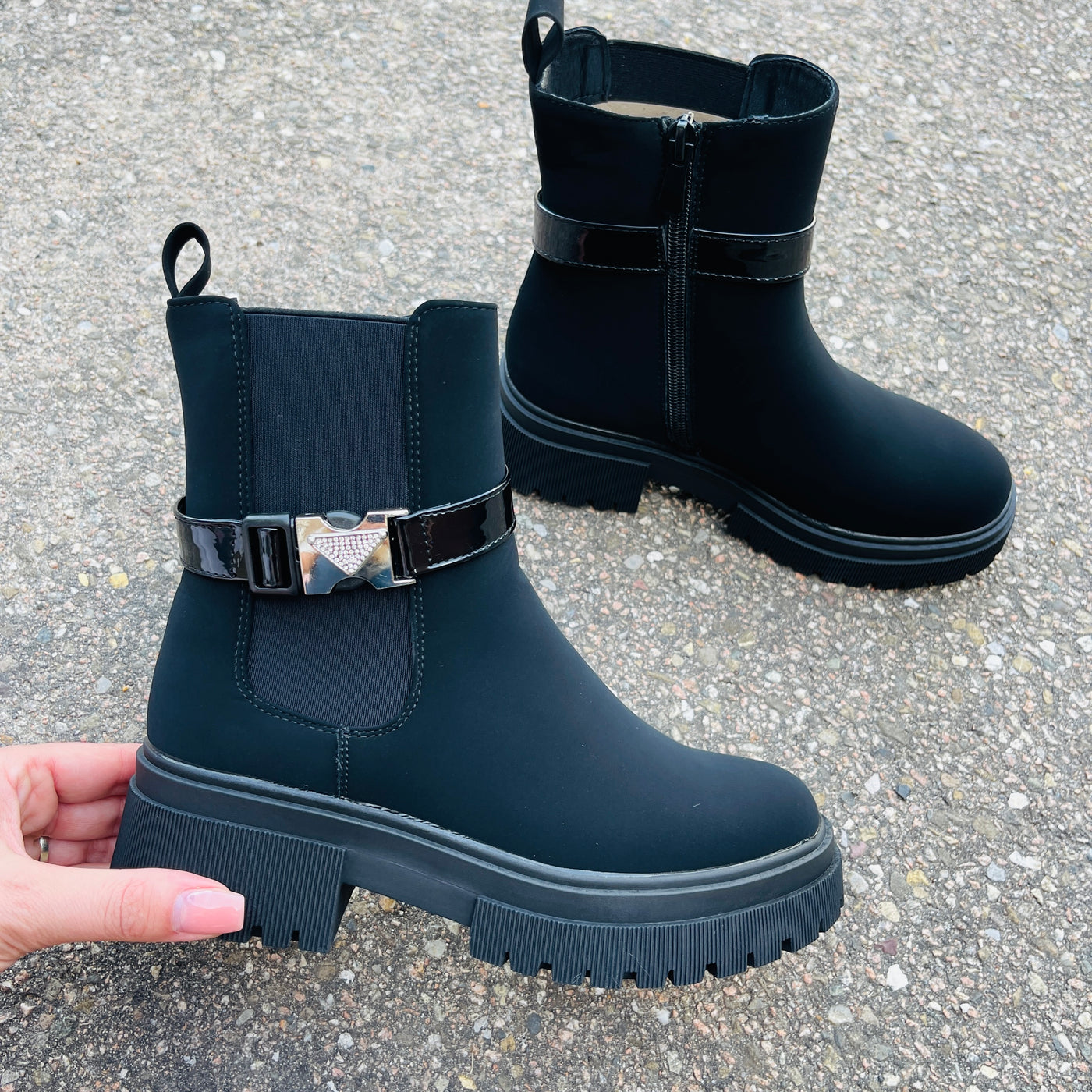Petry Mat Boots
