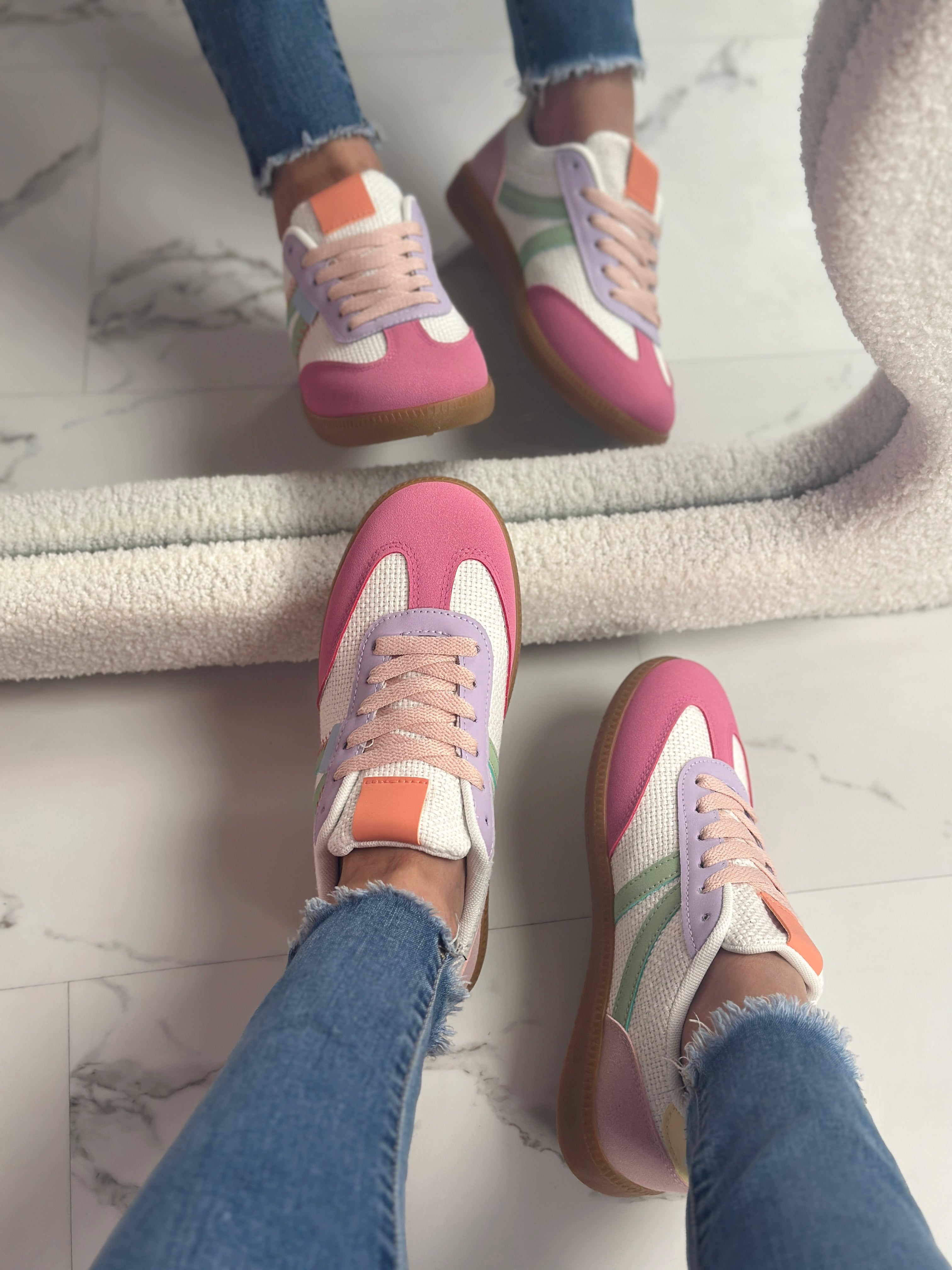 Kyra Pink Sneaker