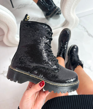 Nikky Black Boots