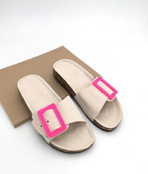 Clasp Beige/Pink Slides