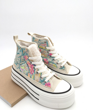 Plien Multi Sneaker