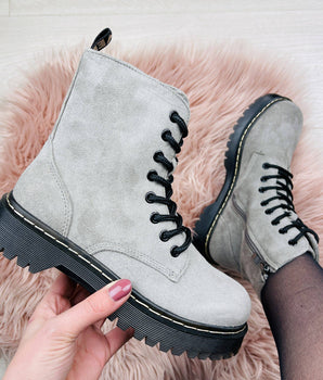 Rio Lt Gray Boots