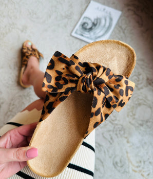 Romi Leopard Slides