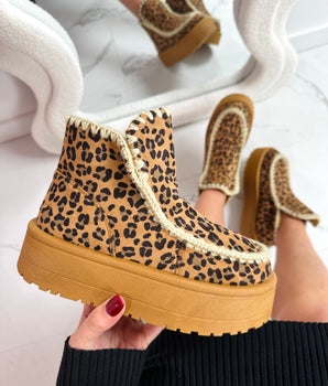 Sue Leo Boots