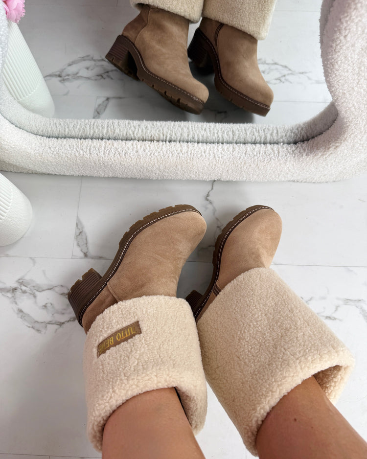 Tutto Omslag Beige Boots