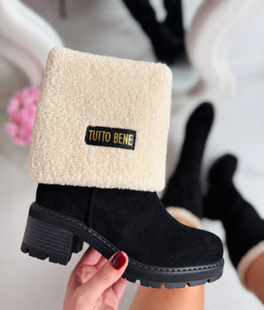 Tutto Omslag Black Boots