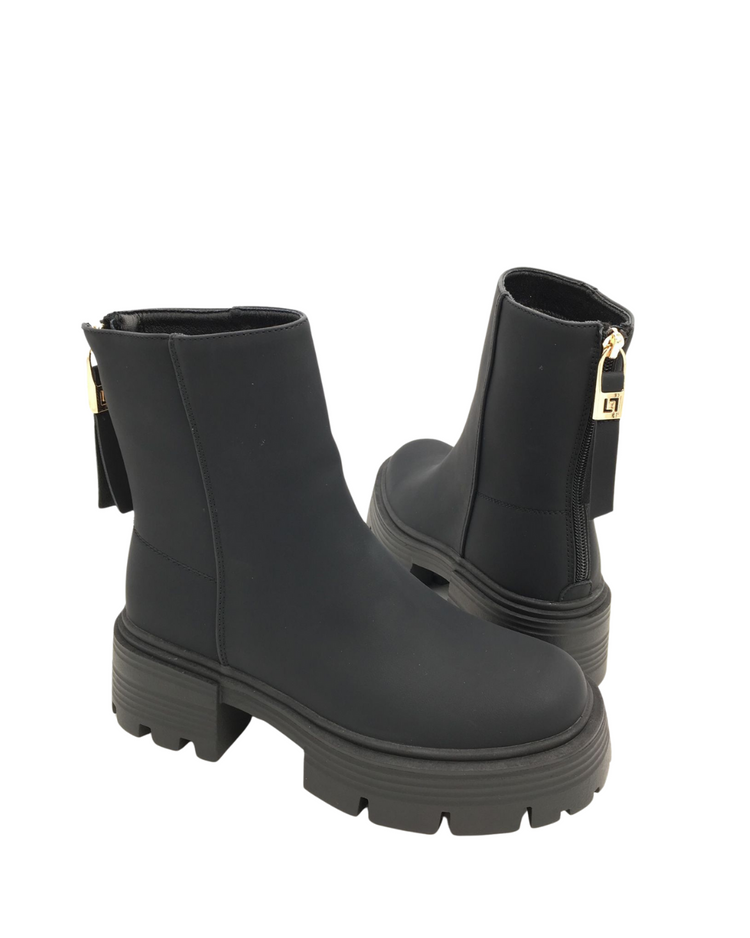Kayleigh Black Boots