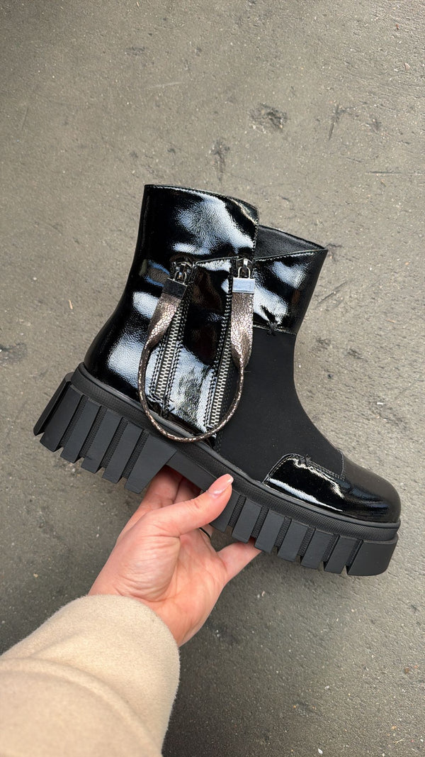 A-916 Black Pewter Boots