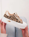 Joanna Leo Sneaker