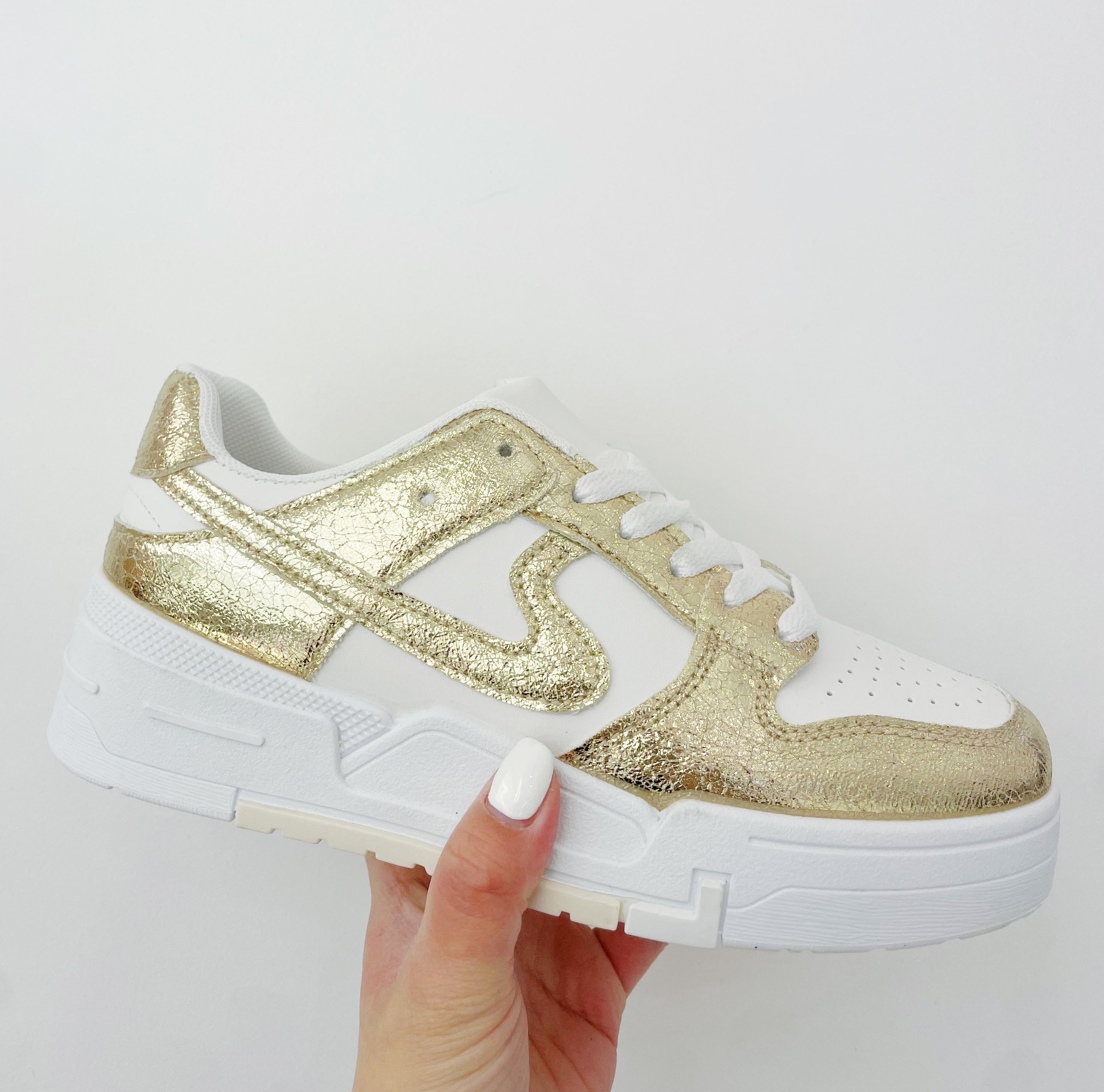 Emmy Gold Sneaker
