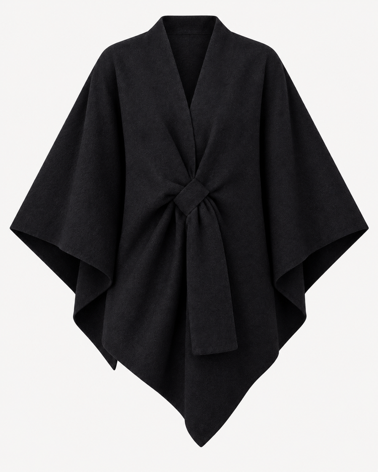 Knot Poncho in Black – voorkant