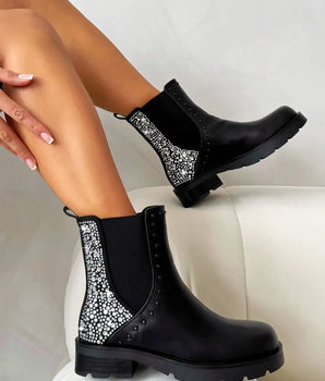 52097 Silver Boots